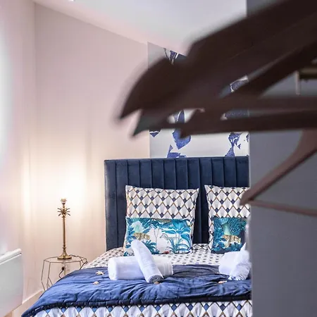 Saphir - Jacuzzi & Sauna Apartment Saint-Etienne (Loire)