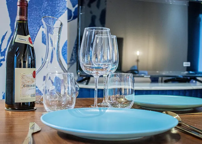 Saphir - Jacuzzi & Sauna Apartment Saint-Etienne (Loire)